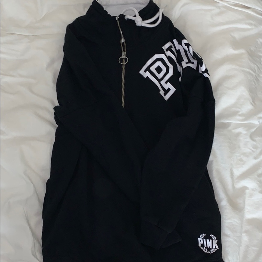 BLACK HALF ZIP VS SWEATER